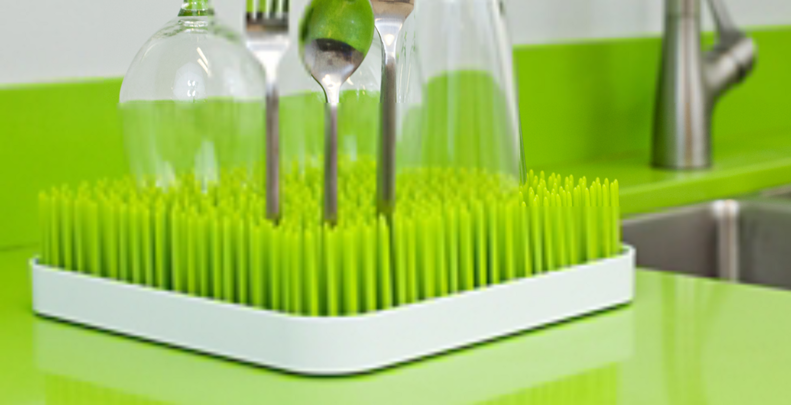 Boon Grass Green/White Countertop Drying Rack