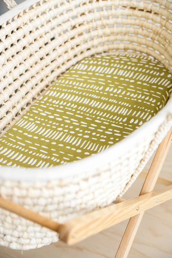 Kiin Moss Fitted Moses Basket Sheet