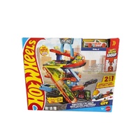 Hot Wheels Transforming Stunt Garage Trackset JHL94