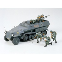 Tamiya Plastic Model Kit German Hanomag Sdkfz251/1 1:35 scale 35020