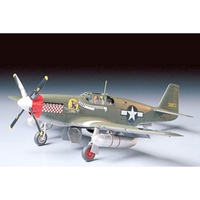Tamiya 1:48 North American P-51B Mustang Model Kit 61042