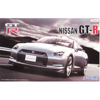 Fujimi Nissan GT-R (R35) (ID-2) 1:24 Scale Model Kit 037677