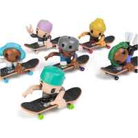 Tech Deck Series 1 Sk8 Crew Shred Pack Rider Assorted; One Supplied SM6071054**