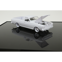 DDA XW Custom Falcon Ute 1:24 Scale Model Kit DDA247K
