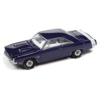 Auto World Vintage Muscle 1971 Dodge Dart Swinger 340 Special 1:64 Scale Diecast 64362