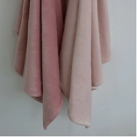 Bubba Blue 2pk Velour Cuddle Blankets Berry/Rose 17468