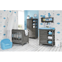 Love n Care Lyon Cot & Chest Package