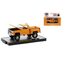 M2 Machines Auto-Thentics 1976 GMC High Sierra 15 4X4 1:64 Scale R72 22-30