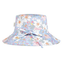 Toshi Sunhat Yasmin