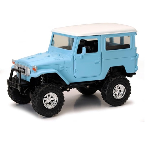 New Ray Xtreme Off-Road Toyota Land Cruiser FJ40 1:24 Scale Diecast AN71526