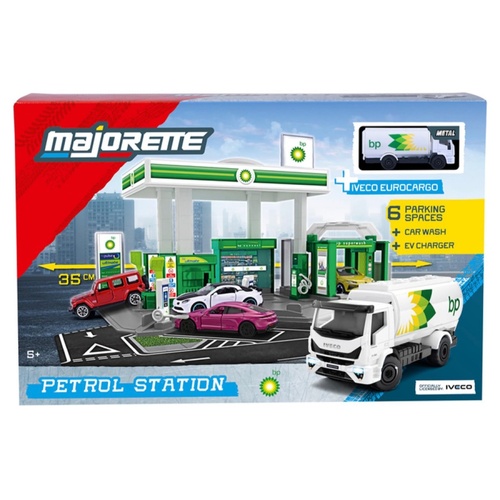 Majorette BP Petrol Station + 1 Vehicle Gift Set MJ77177