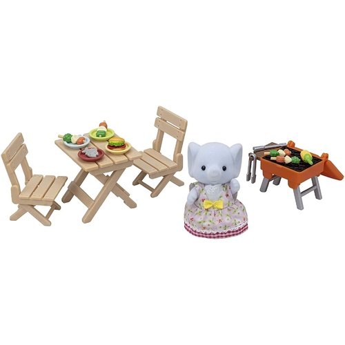Sylvanian Families BBQ Picnic Set - Elephant Girl SF5640**