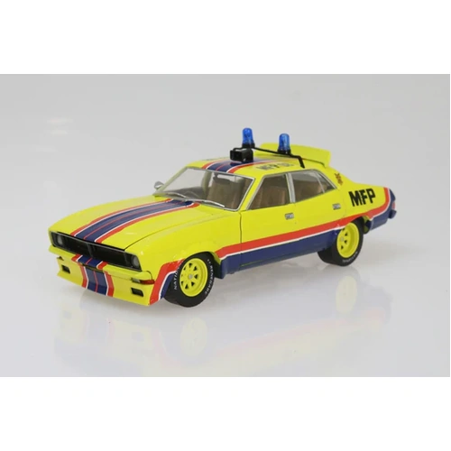 DDA 1:24 Scale Big Bopper XB Falcon Diecast Vehicle DDA903