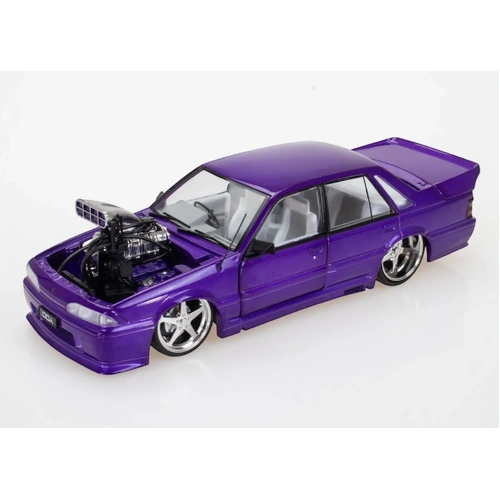 DDA VL Walkinshaw Custom Holden Commodore PURPLE 1:24 Scale Diecast Vehicle DDA705