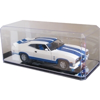 1:18 scale